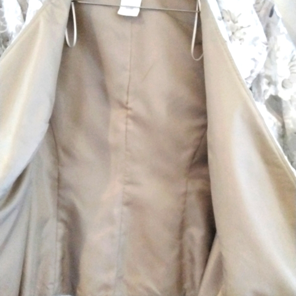 R & M Richard's Formal Jacket Pant Suit - Picture 7 of 15